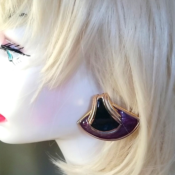 Vintage 1960s Purple Enamel and Gold  Tone Metal Post Back Earrings - Picture 7 of 11